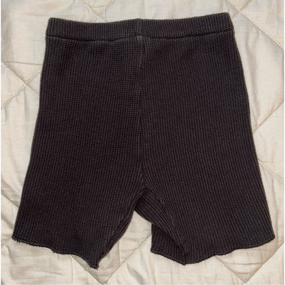 Skims Brown Waffle Shorts - Picture 3 of 3